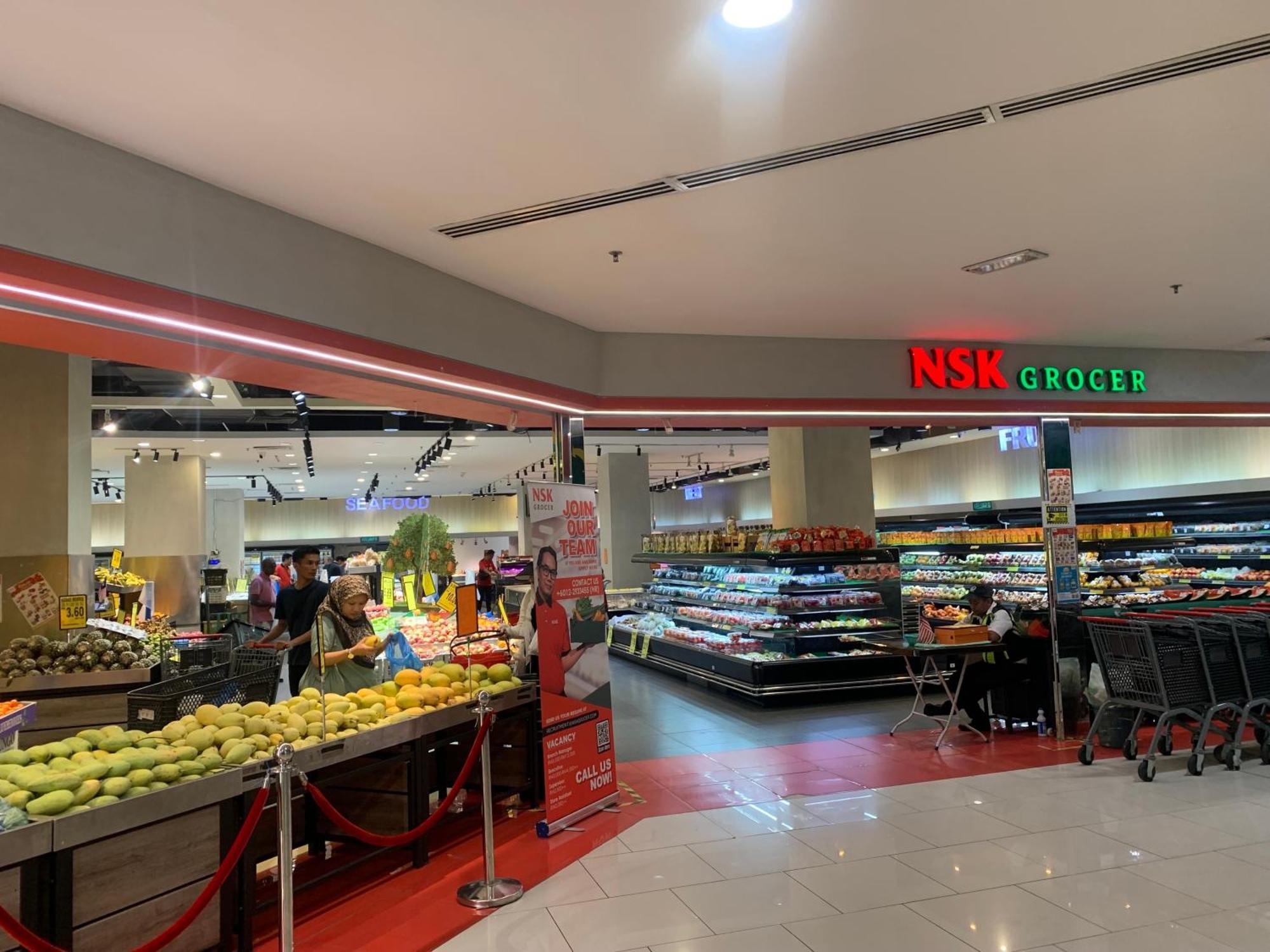 Makam Service Suites Berjaya Times Square Kuala Lumpur Bagian luar foto