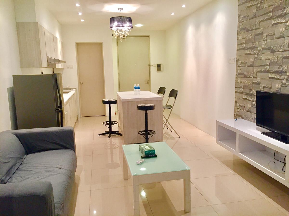Makam Service Suites Berjaya Times Square Kuala Lumpur Bagian luar foto